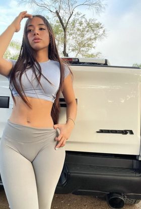 Leahmoria48 Leahmoria48